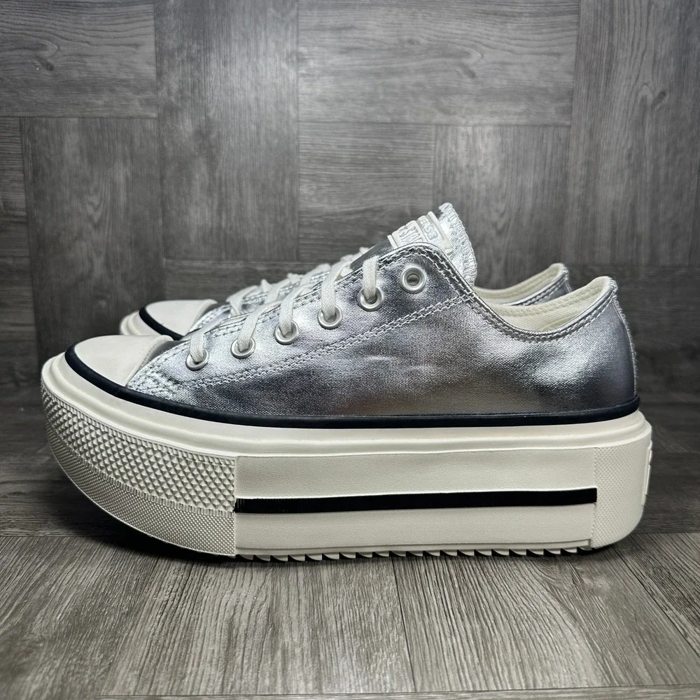 Converse Platform Sneakers Women 8.5 Silver Metallic Chunky Low Top NEW